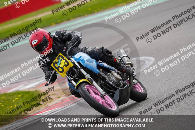 donington no limits trackday;donington park photographs;donington trackday photographs;no limits trackdays;peter wileman photography;trackday digital images;trackday photos